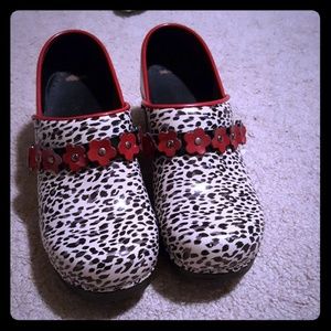 Koi sanita nursing shoes